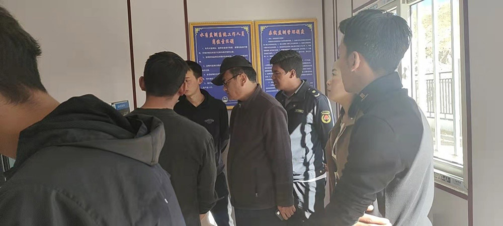 10月21日城管局、環(huán)保局及住建局局長蒞臨我廠謝通門污水處理廠檢查運行情況及了解整改階段。